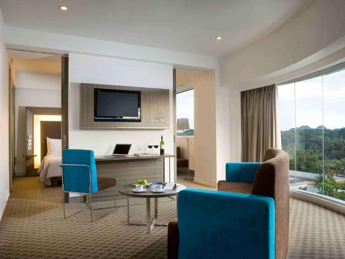 Novotel Bangka Hotel & Convention Center Pangkal Pinang Εξωτερικό φωτογραφία